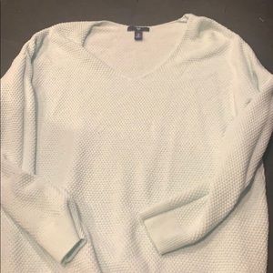 Gap sweater